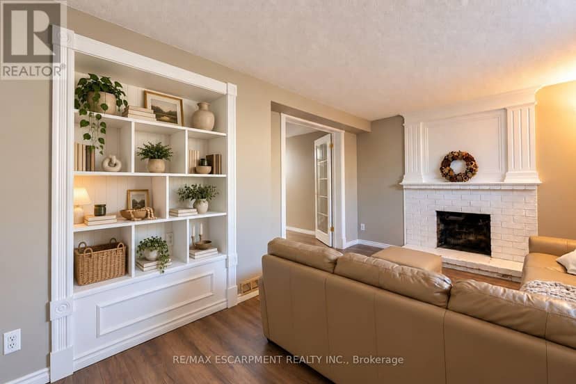 6 Sandra Crescent — photo 20 of 31