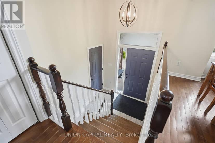6699 Montrose Road, Niagara Falls, photo 3