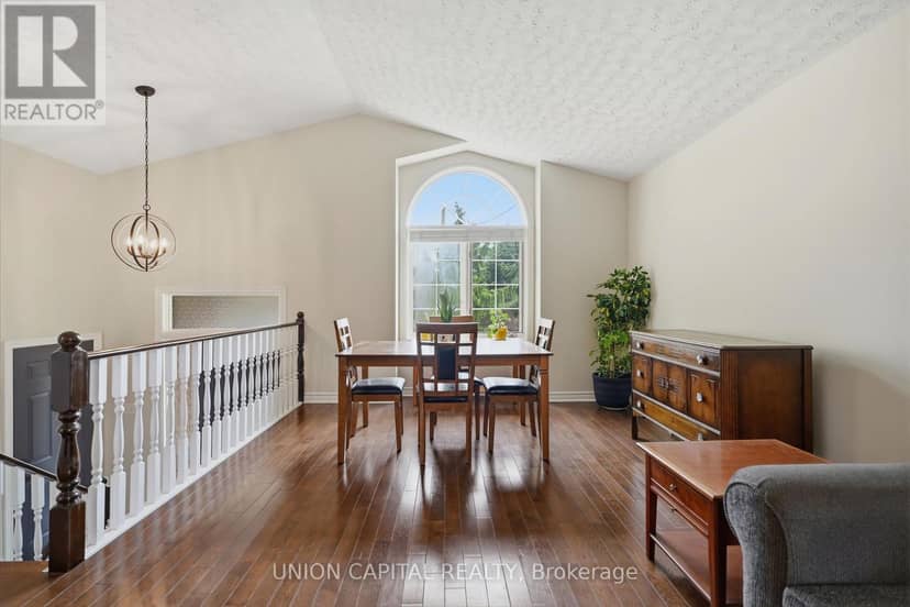 6699 Montrose Road, Niagara Falls, photo 5