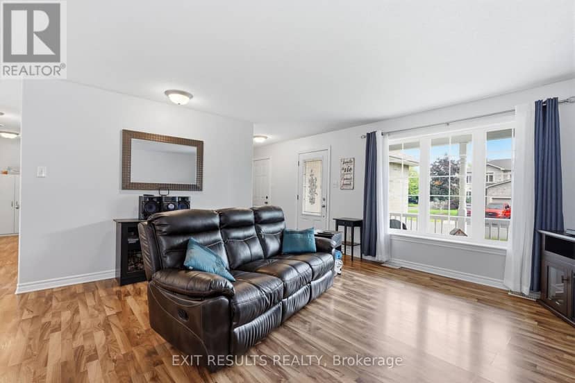 64 Giroux Street, The Nation, photo 6