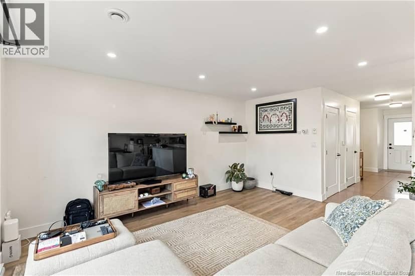 85 Warner Street — photo 6 of 30