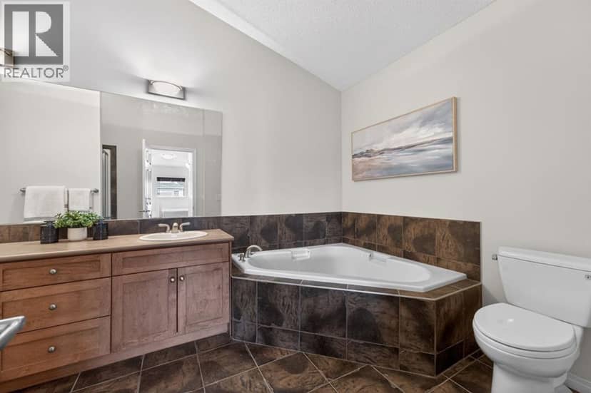 504, 2416 Erlton Street SW — photo 16 of 20