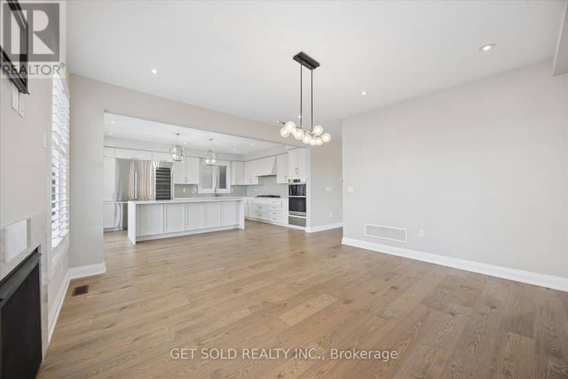34 Huggins Drive — photo 17 of 40