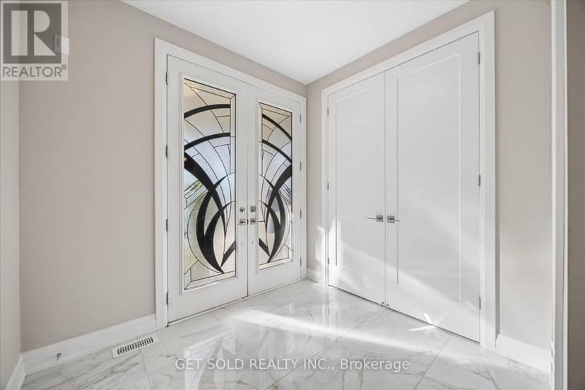 34 Huggins Drive — photo 6 of 40
