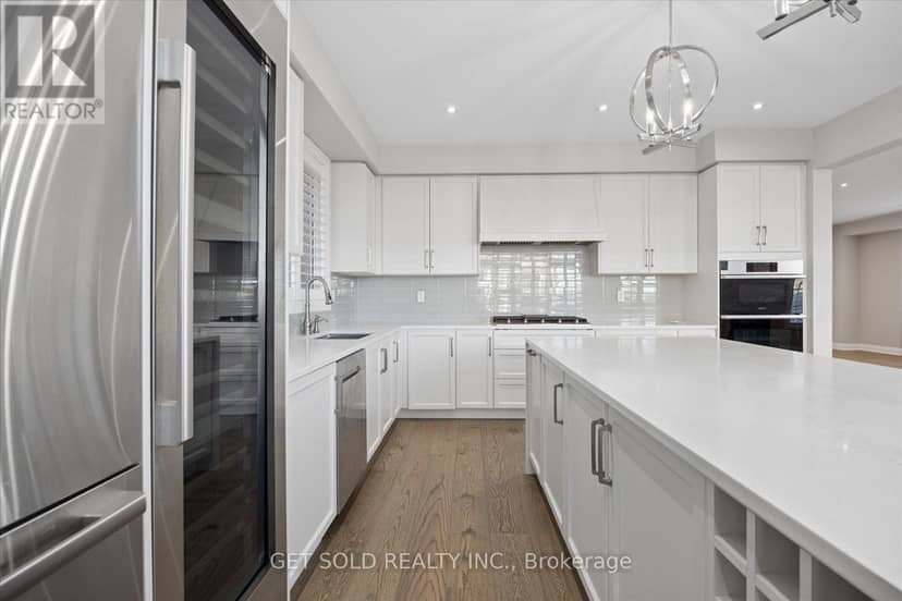 34 Huggins Drive — photo 14 of 40
