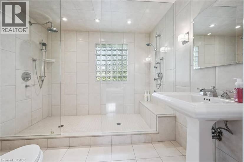21 TINATAWA Court — photo 23 of 40