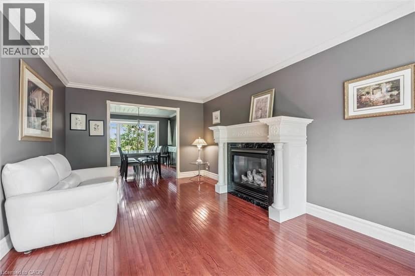 21 TINATAWA Court, Kitchener, photo 3
