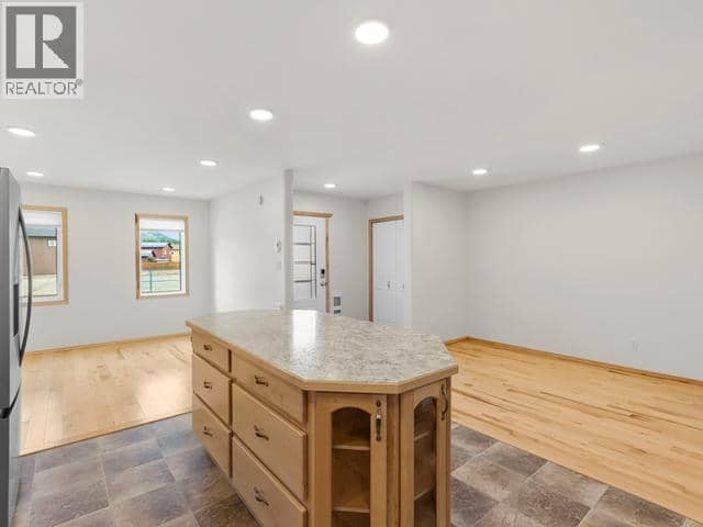 57 Wyvern Avenue — photo 12 of 29