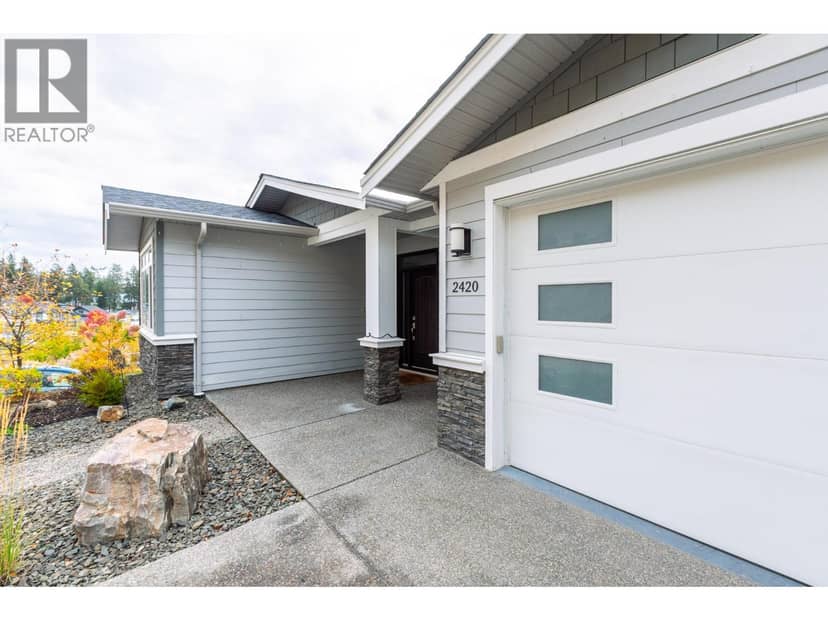 2420 Tallus Heights Drive, West Kelowna, photo 3