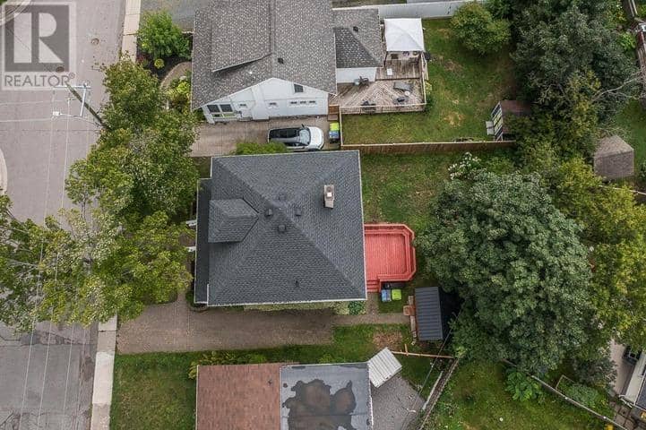 11 The Crescent — photo 32 of 40