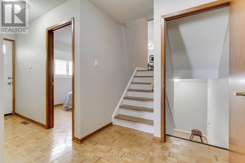 7431 Sigsbee Drive — photo 20 of 34