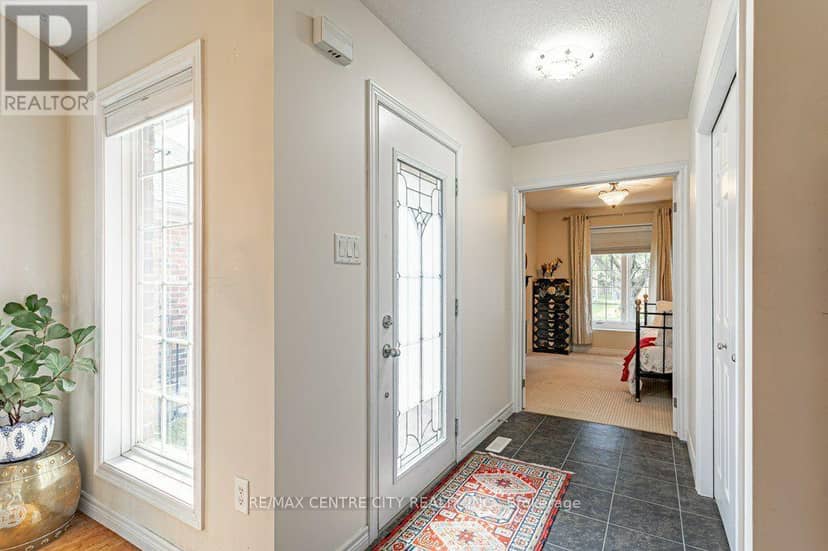 51 - 464 Commissioners Road W, London South, photo 5
