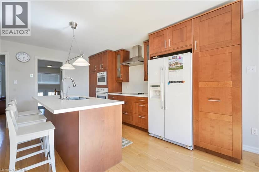 12 LANGEVIN Drive — photo 9 of 40