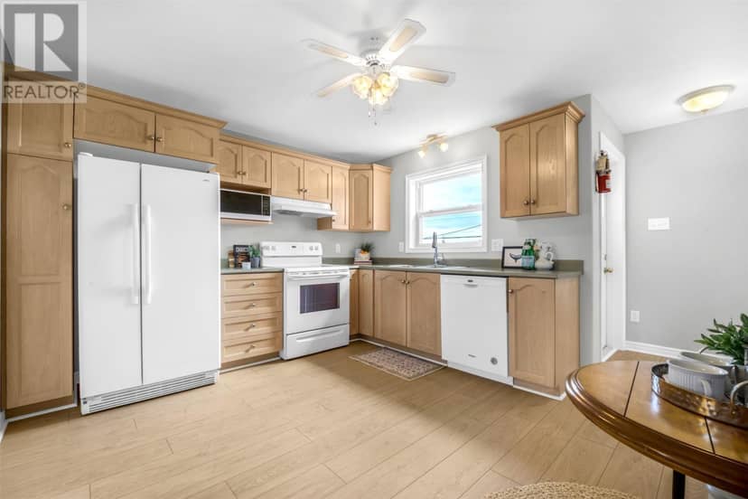 20 Spring Meadow Court — photo 16 of 31