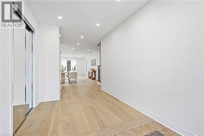 115 BOCELLI Crescent, Stoney Creek, photo 4