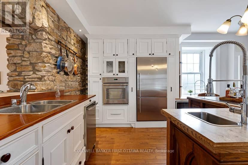 28 South Street, Drummond/North Elmsley, photo 8