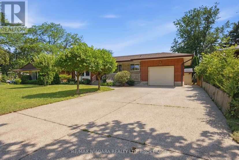 11 Richelieu Drive, St. Catharines, photo 2
