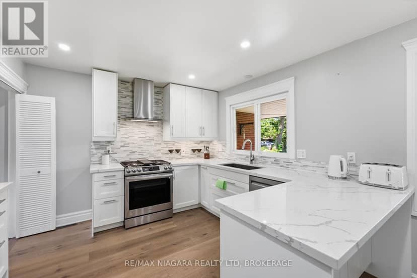 11 Richelieu Drive, St. Catharines, photo 8