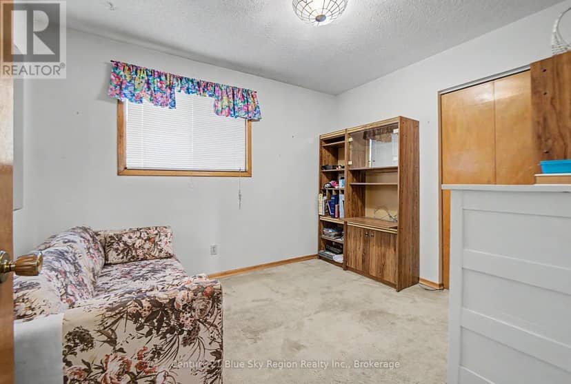 29 Beaver Crescent — photo 14 of 40