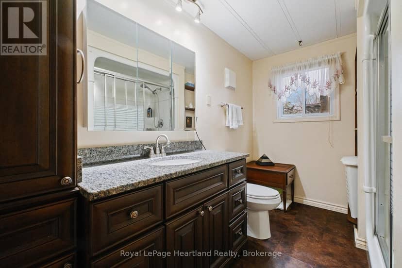 13 Cypress Point Crescent — photo 26 of 40