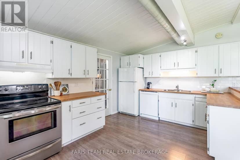224 Lakeshore Road W, Oro-Medonte, photo 7