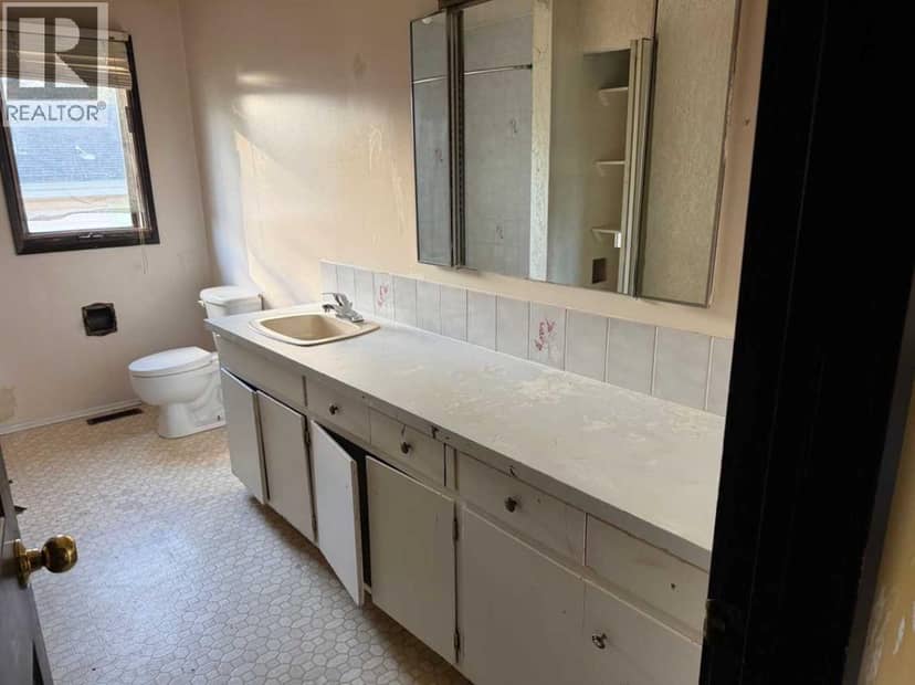 336 9 Street NE, Slave Lake, photo 7