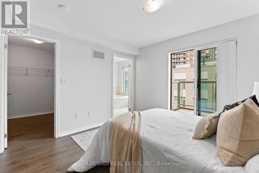 46 - 26 Applewood Lane — photo 19 of 31