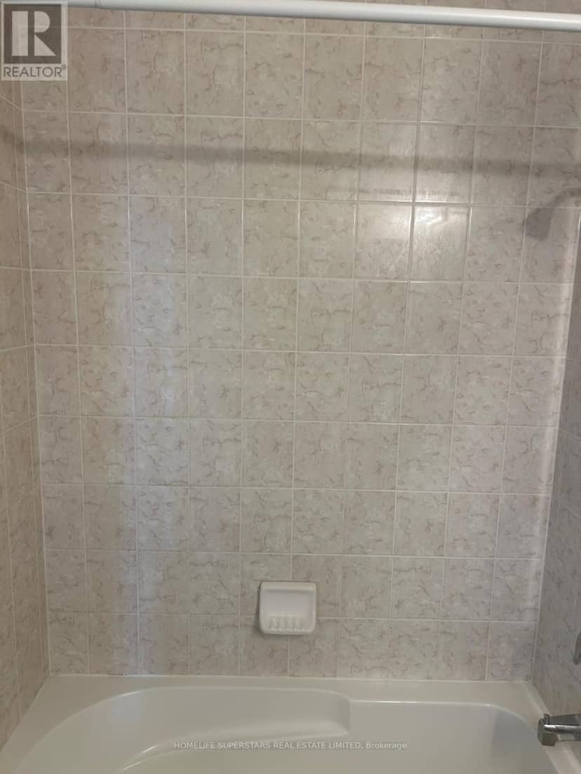 1006 - 349 Rathburn Road W — photo 19 of 22