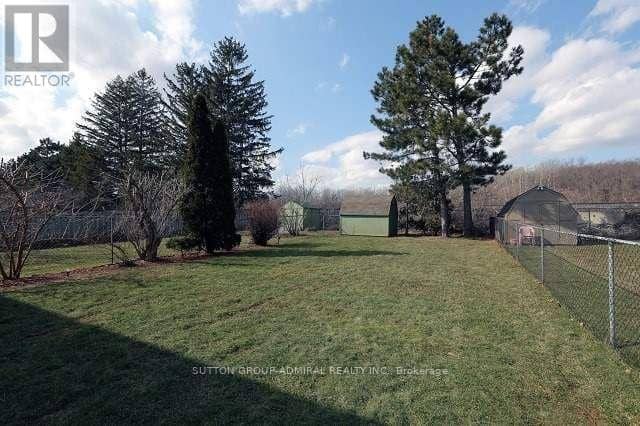 349 Enfield Road, Burlington, photo 4