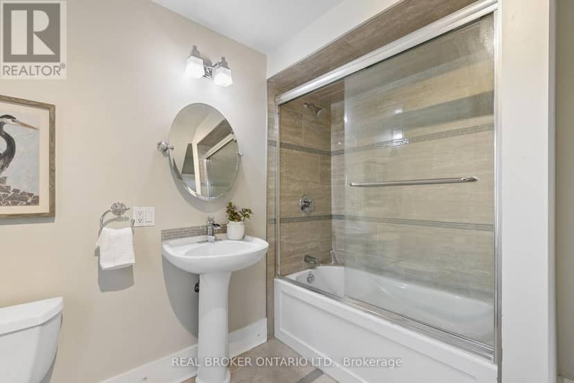 148 Lydia Street — photo 16 of 34