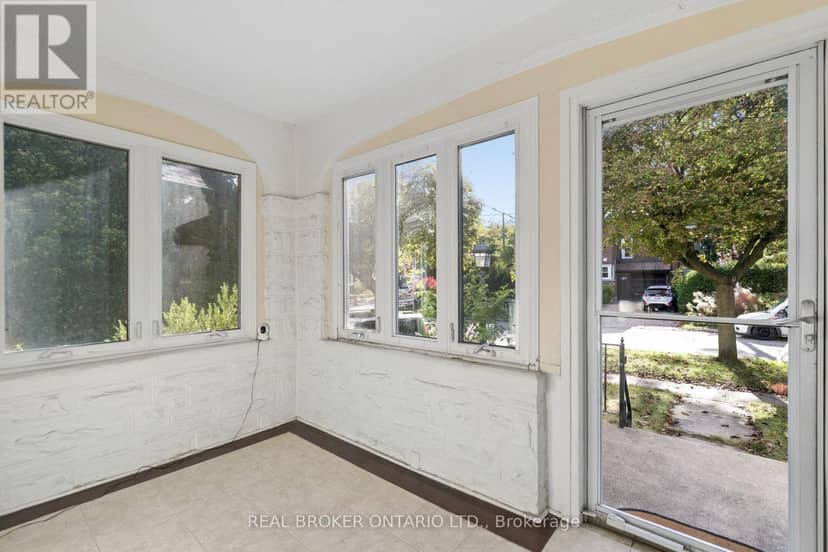 148 Lydia Street — photo 3 of 34