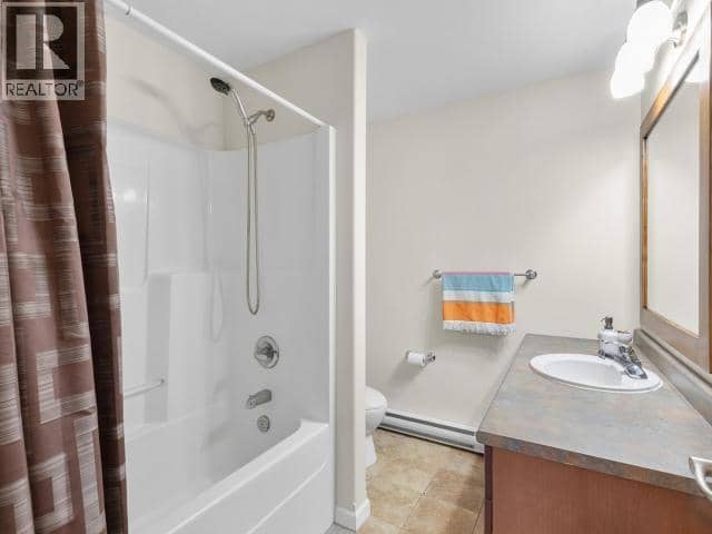 32-19 Wann Road — photo 23 of 37