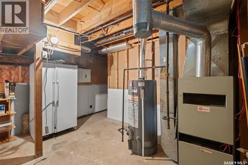 1338 Lacroix CRESCENT — photo 31 of 40