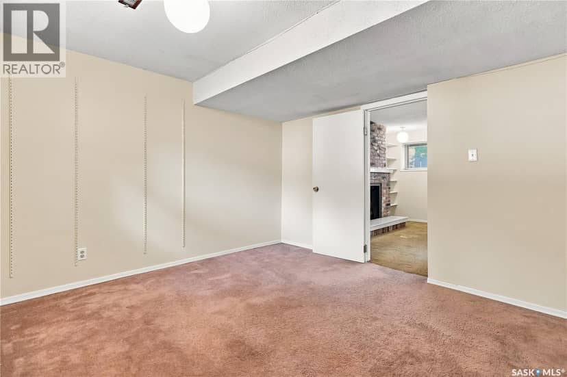 843 N McIntosh STREET — photo 35 of 40