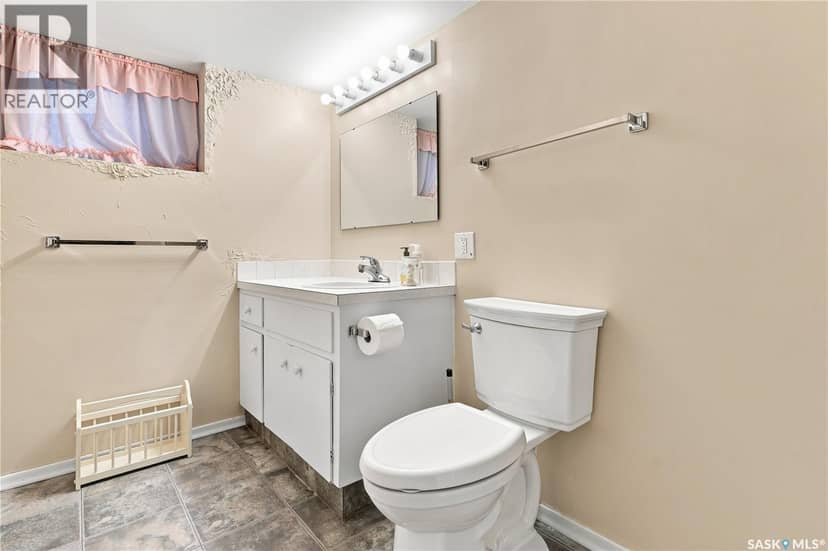 843 N McIntosh STREET — photo 36 of 40