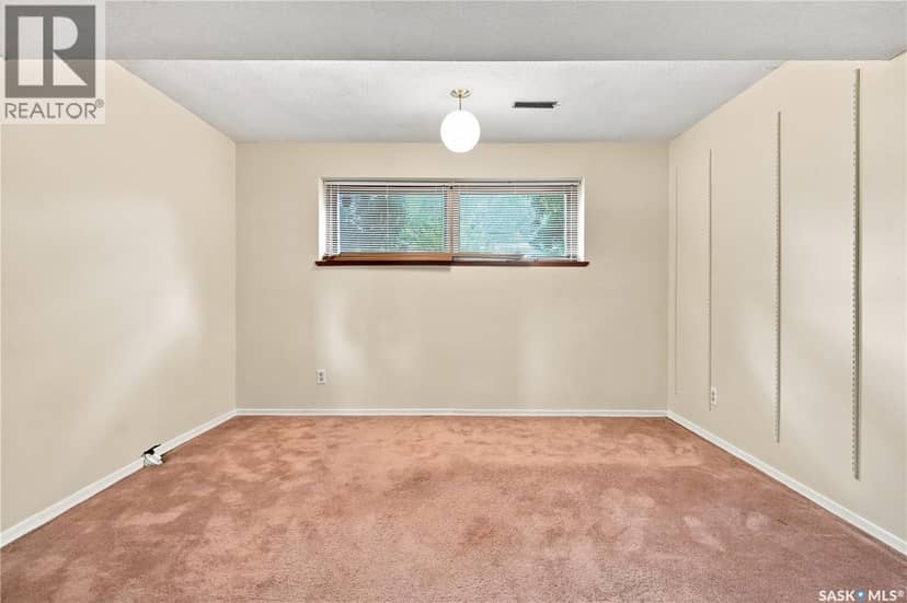 843 N McIntosh STREET — photo 34 of 40