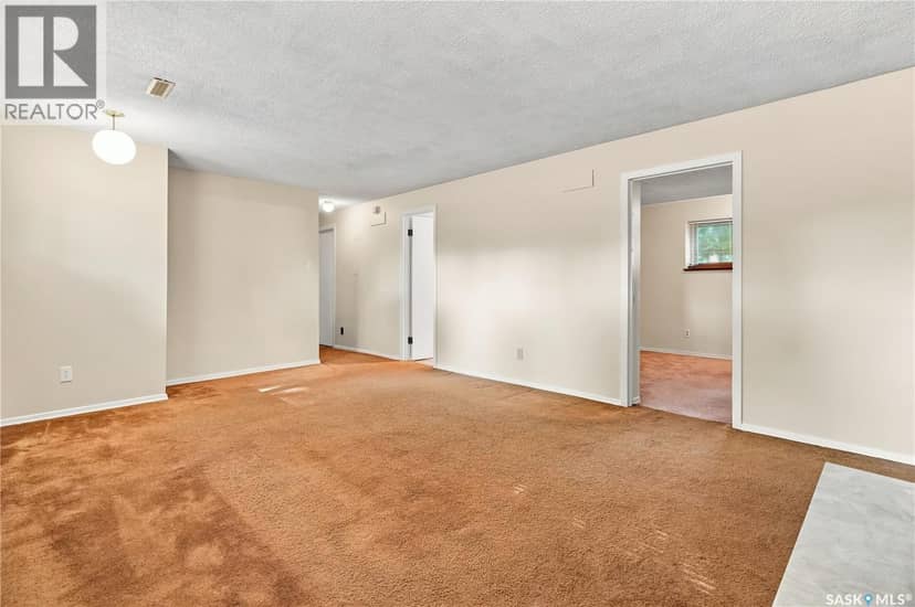 843 N McIntosh STREET — photo 33 of 40