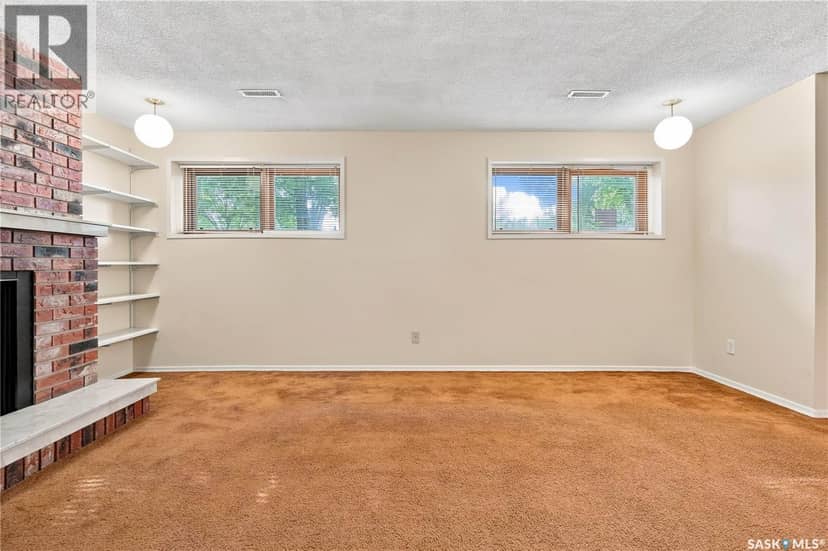 843 N McIntosh STREET — photo 31 of 40