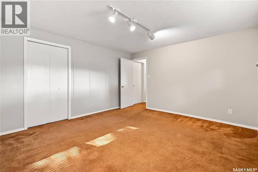 843 N McIntosh STREET — photo 39 of 40