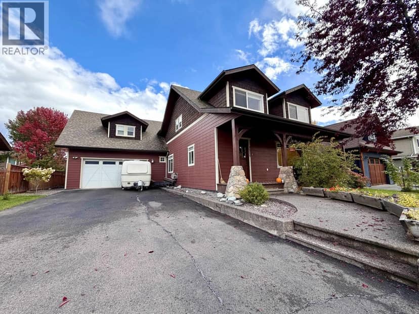 3211 TURNER WAY, Smithers