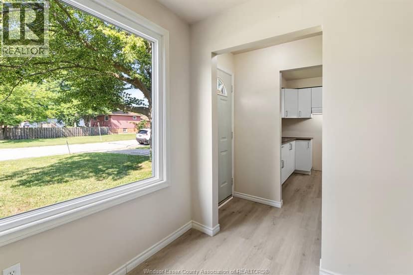105 Kim Court, Essex, photo 4