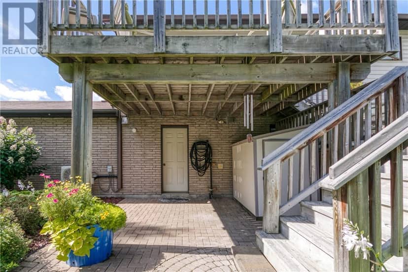 20 Hazel Street — photo 33 of 40