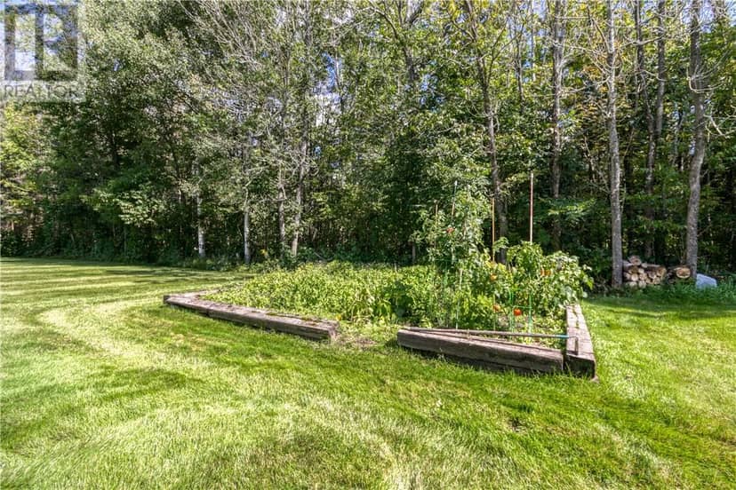 20 Hazel Street — photo 38 of 40