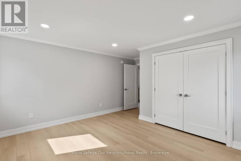 124 Cromwell Street — photo 28 of 40