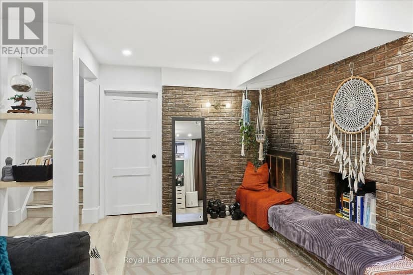 956 Weller Street — photo 22 of 40