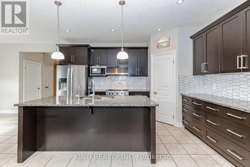 2494 Leeds Crossing — photo 17 of 40