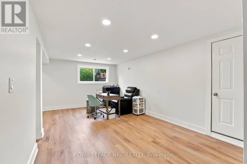 26 Pinehurst Drive — photo 14 of 32