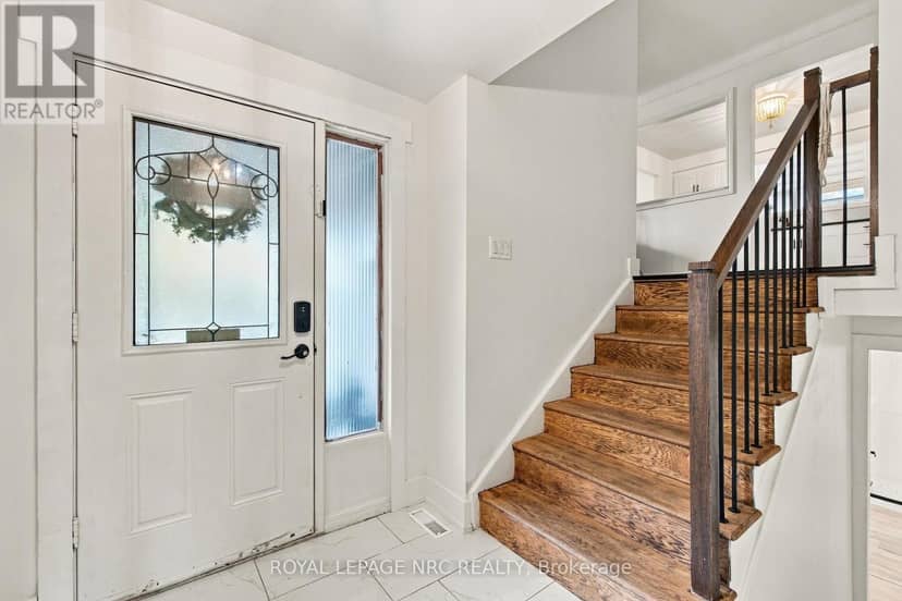 26 Pinehurst Drive, Welland, photo 2