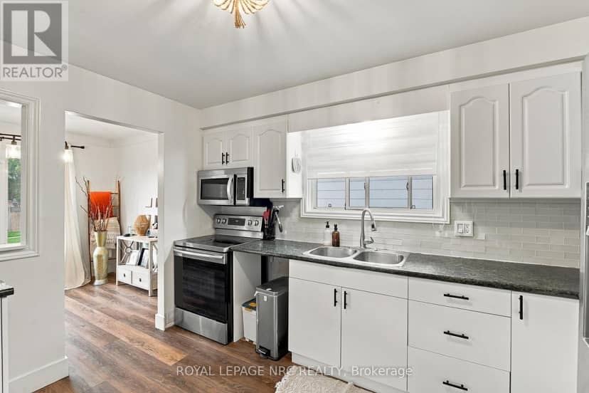 26 Pinehurst Drive — photo 9 of 32