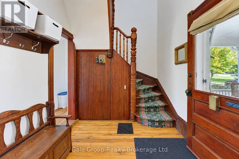 551 Grant Street — photo 3 of 40